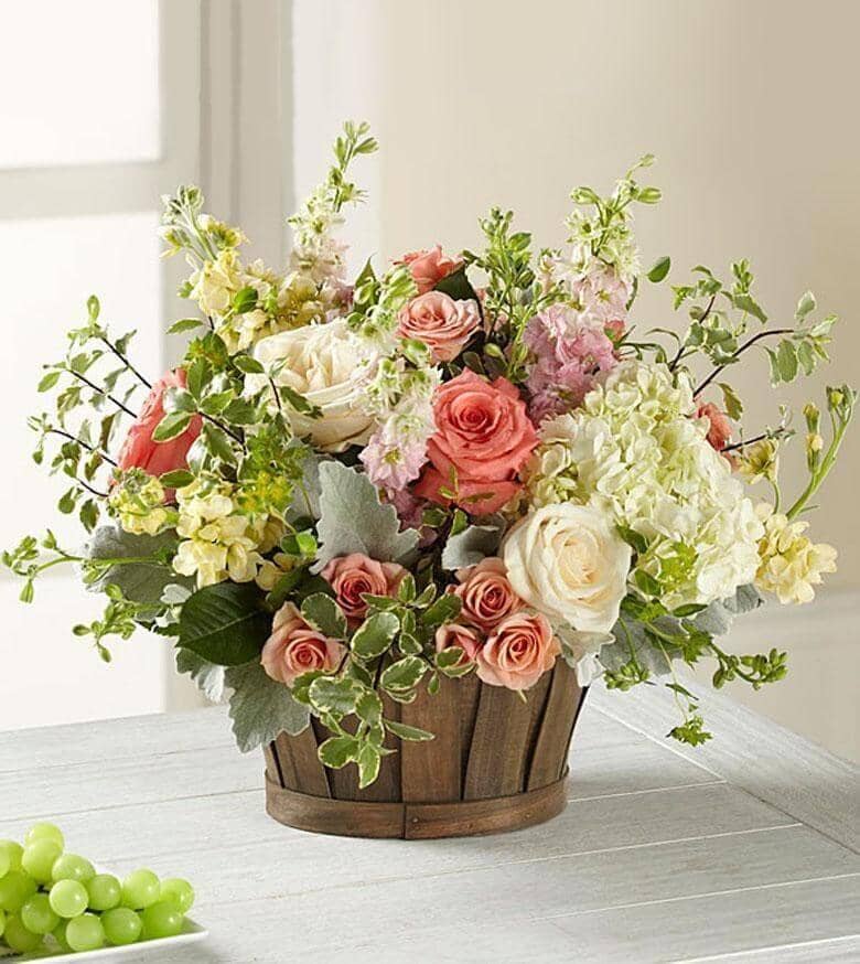 Le Bouquet de jardin généreux de FTD – Vincent Fleuriste, Sainte-julie PQ