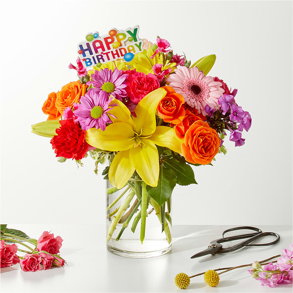 Cue the Confetti - A Florist Original – Vincent Fleuriste, Sainte-julie PQ