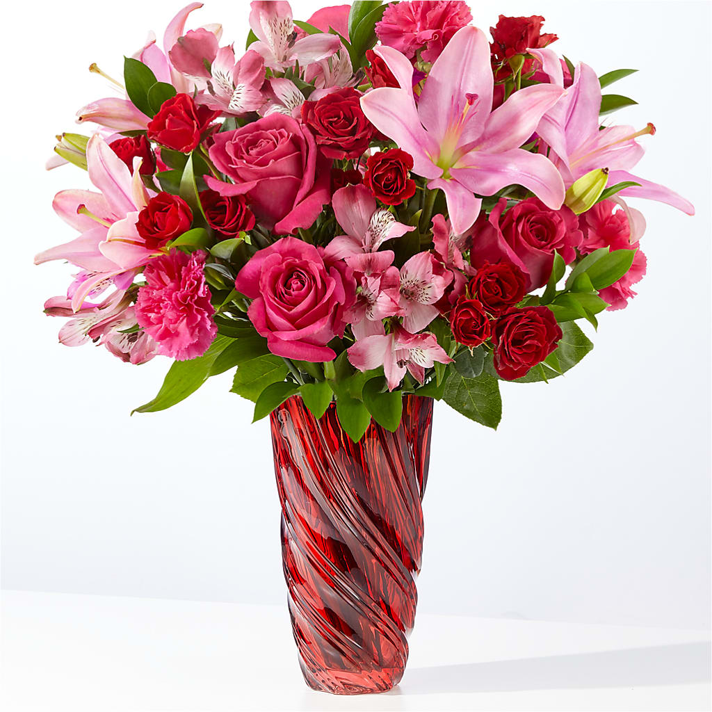 In Love Bouquet with Luxe Swirl Vase – Vincent Fleuriste, Sainte-julie PQ