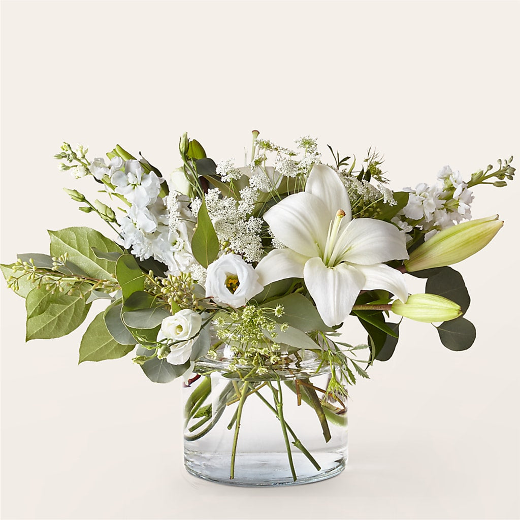 Alluring Elegance Bouquet – Vincent Fleuriste, Sainte-julie PQ