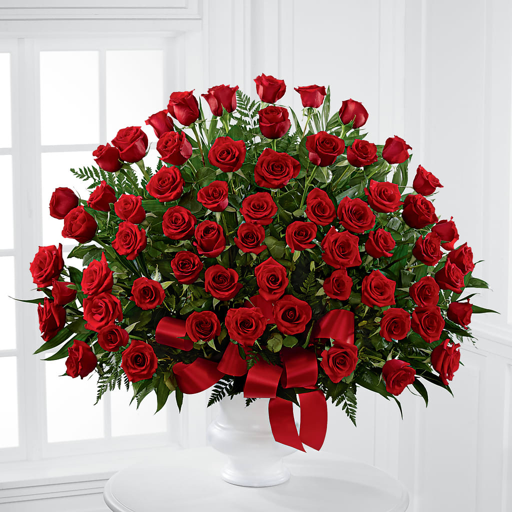 Blessed with Love Arrangement – Vincent Fleuriste, Sainte-julie PQ