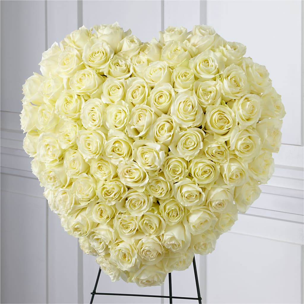 Elegant Remembrance Standing Heart – Vincent Fleuriste, Sainte-julie PQ