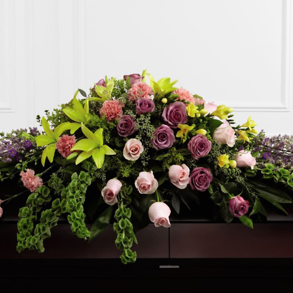 Forever Beloved Casket Spray – Vincent Fleuriste, Sainte-julie PQ