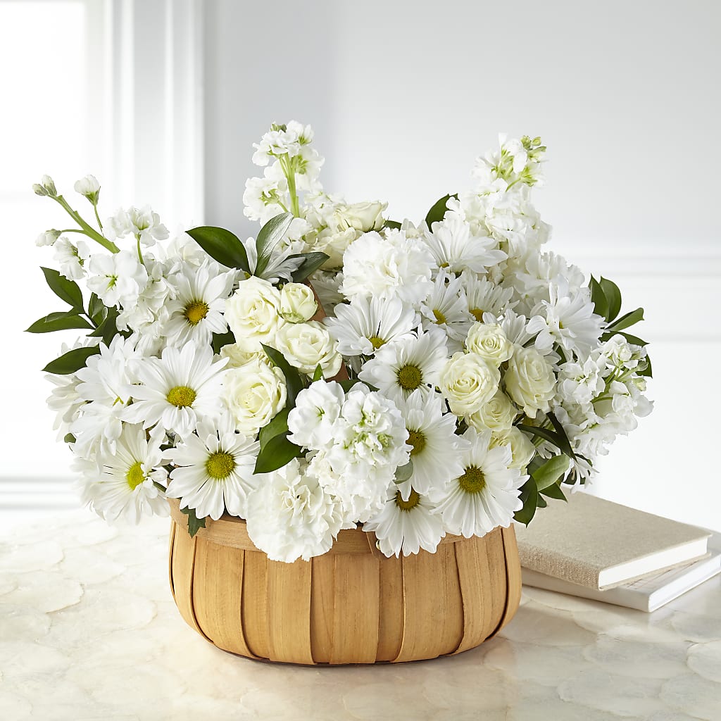Graceful Garden Basket – Vincent Fleuriste, Sainte-julie PQ