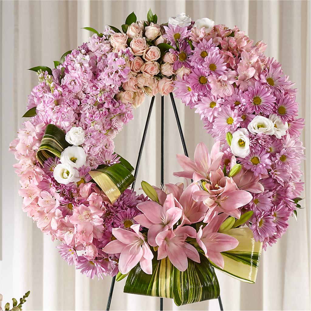 Gift of Warmth Wreath – Vincent Fleuriste, Sainte-julie PQ