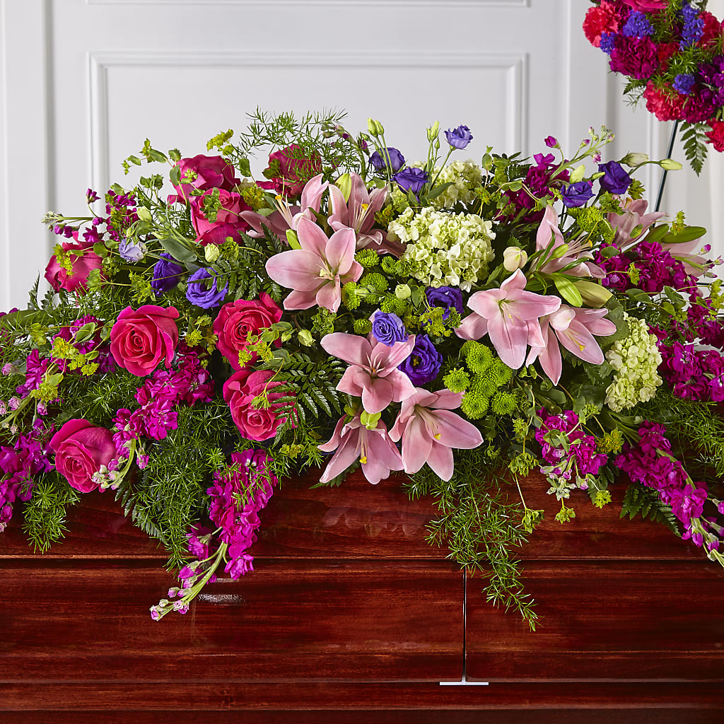 Radiant Tribute Casket Spray – Vincent Fleuriste, Sainte-julie PQ