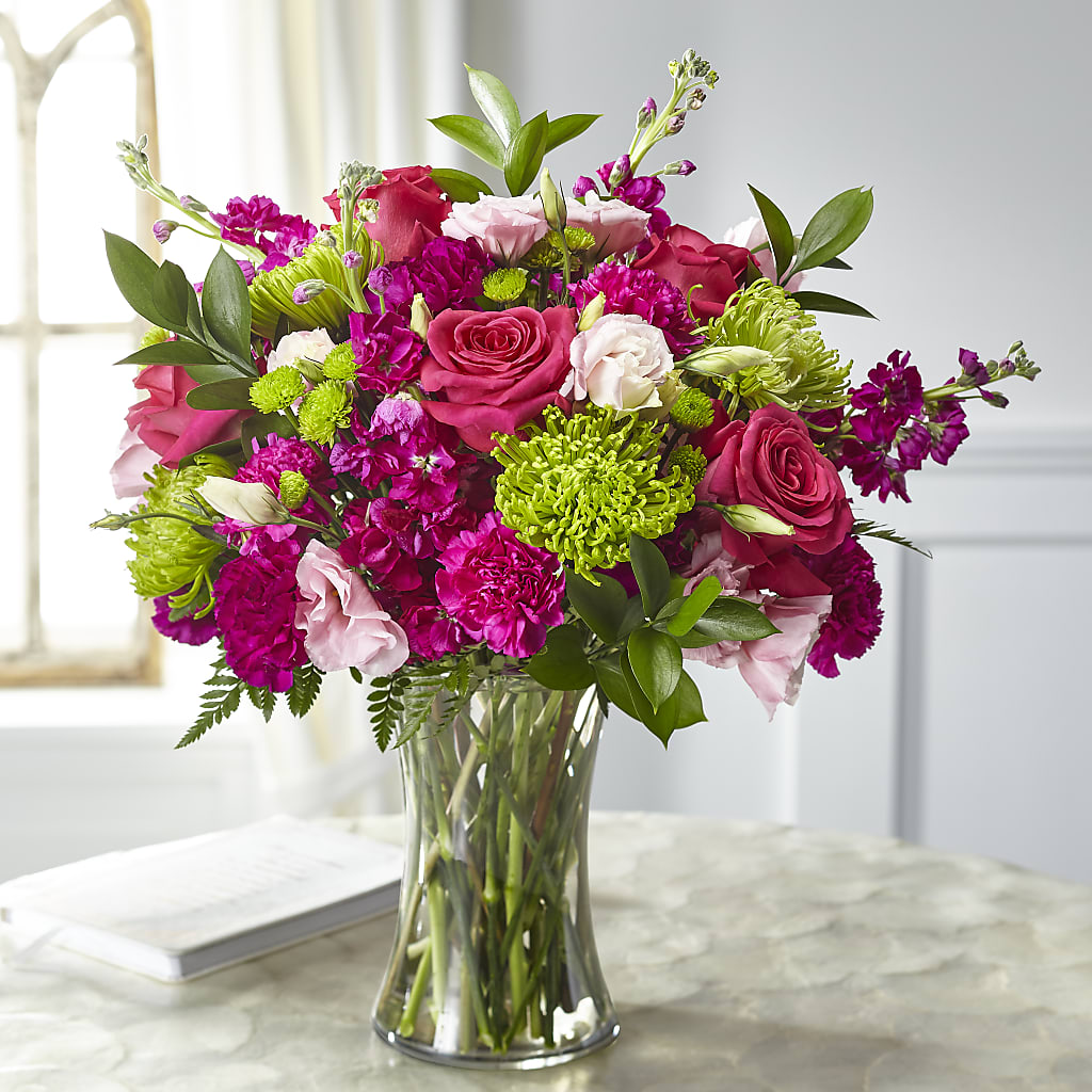 Everlasting Embrace Bouquet – Vincent Fleuriste, Sainte-julie PQ