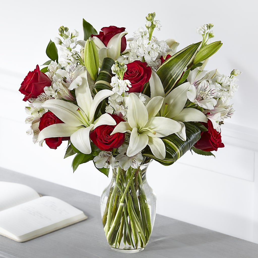 Loving Respect Bouquet – Vincent Fleuriste, Sainte-julie PQ