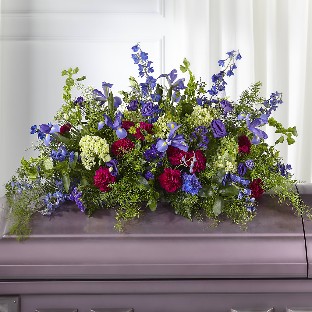 Always Treasured Casket Spray – Vincent Fleuriste, Sainte-julie PQ