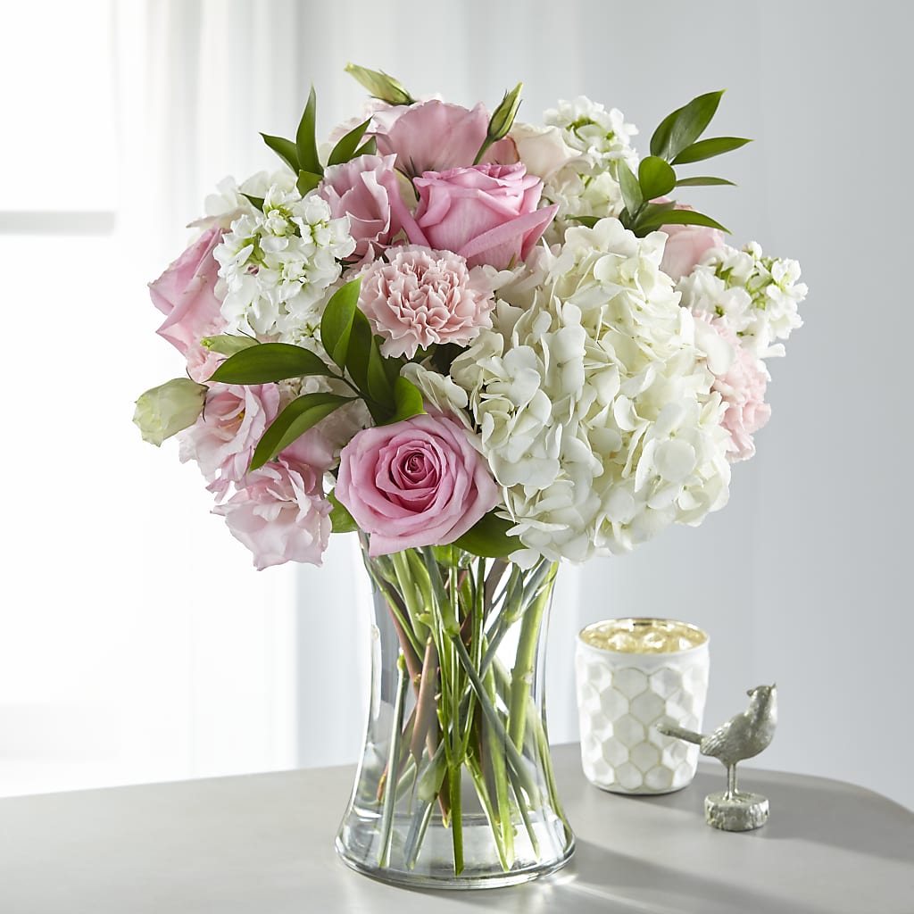Guiding Grace Bouquet – Vincent Fleuriste, Sainte-julie PQ