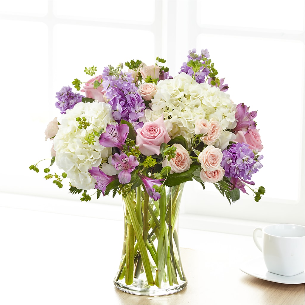 Shared Sentiment Bouquet – Vincent Fleuriste, Sainte-julie PQ