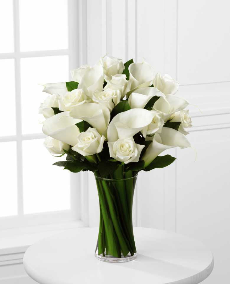Le bouquet de douce consolation FTD – Vincent Fleuriste, Sainte-julie PQ