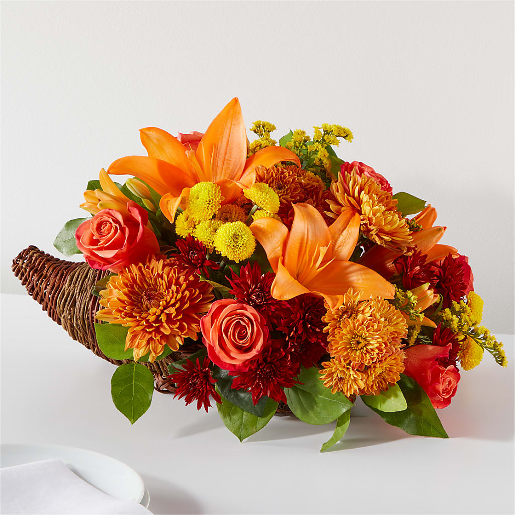 Bouquet of Blessings Cornucopia – Vincent Fleuriste, Sainte-julie PQ