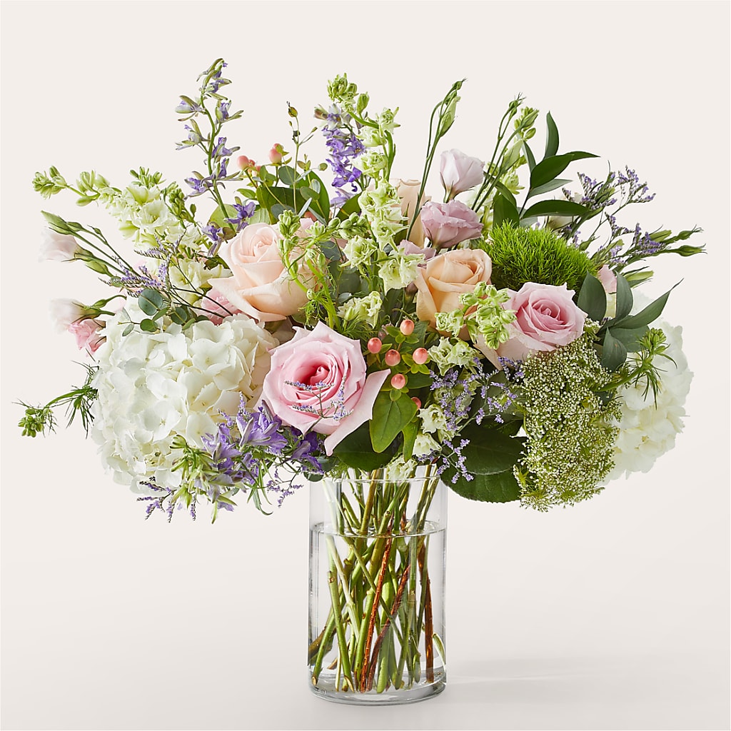 From Scratch Luxury Bouquet – Vincent Fleuriste, Sainte-julie PQ
