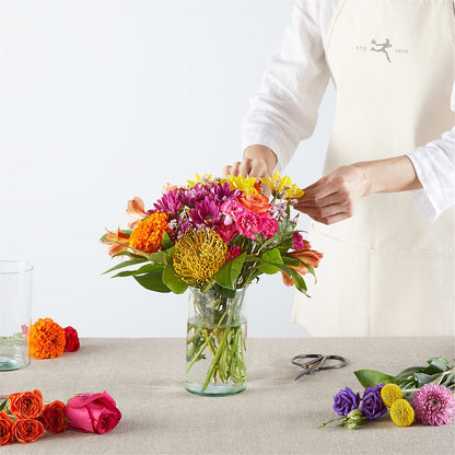 Feast of Color – A Florist Original –  Vincent Fleuriste, Sainte-julie PQ