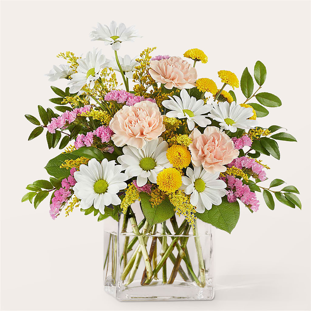 Country Cottage Bouquet –  Vincent Fleuriste, Sainte-julie PQ