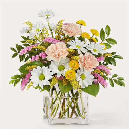 Country Cottage Bouquet –  Vincent Fleuriste, Sainte-julie PQ