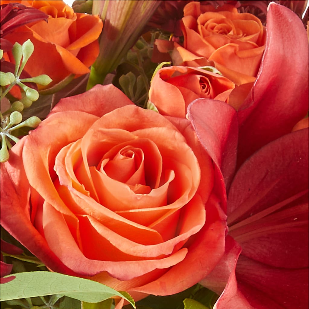 Crimson Leaves Bouquet –  Vincent Fleuriste, Sainte-julie PQ