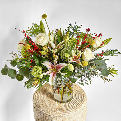 Berry & Bright Bouquet –  Vincent Fleuriste, Sainte-julie PQ