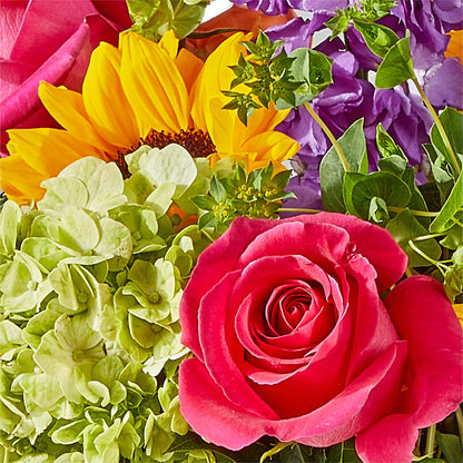 Vibrant Greetings Bouquet –  Vincent Fleuriste, Sainte-julie PQ