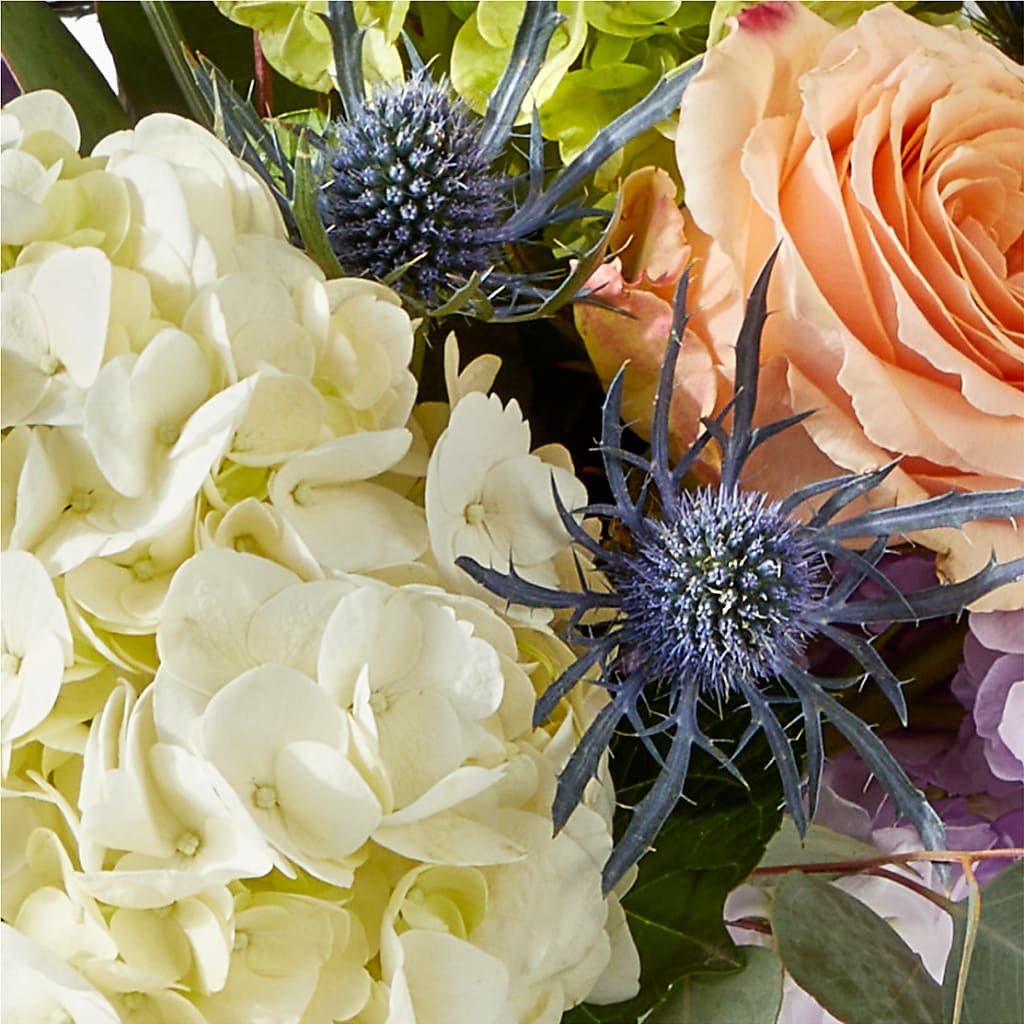 Porch Swing Bouquet –  Vincent Fleuriste, Sainte-julie PQ