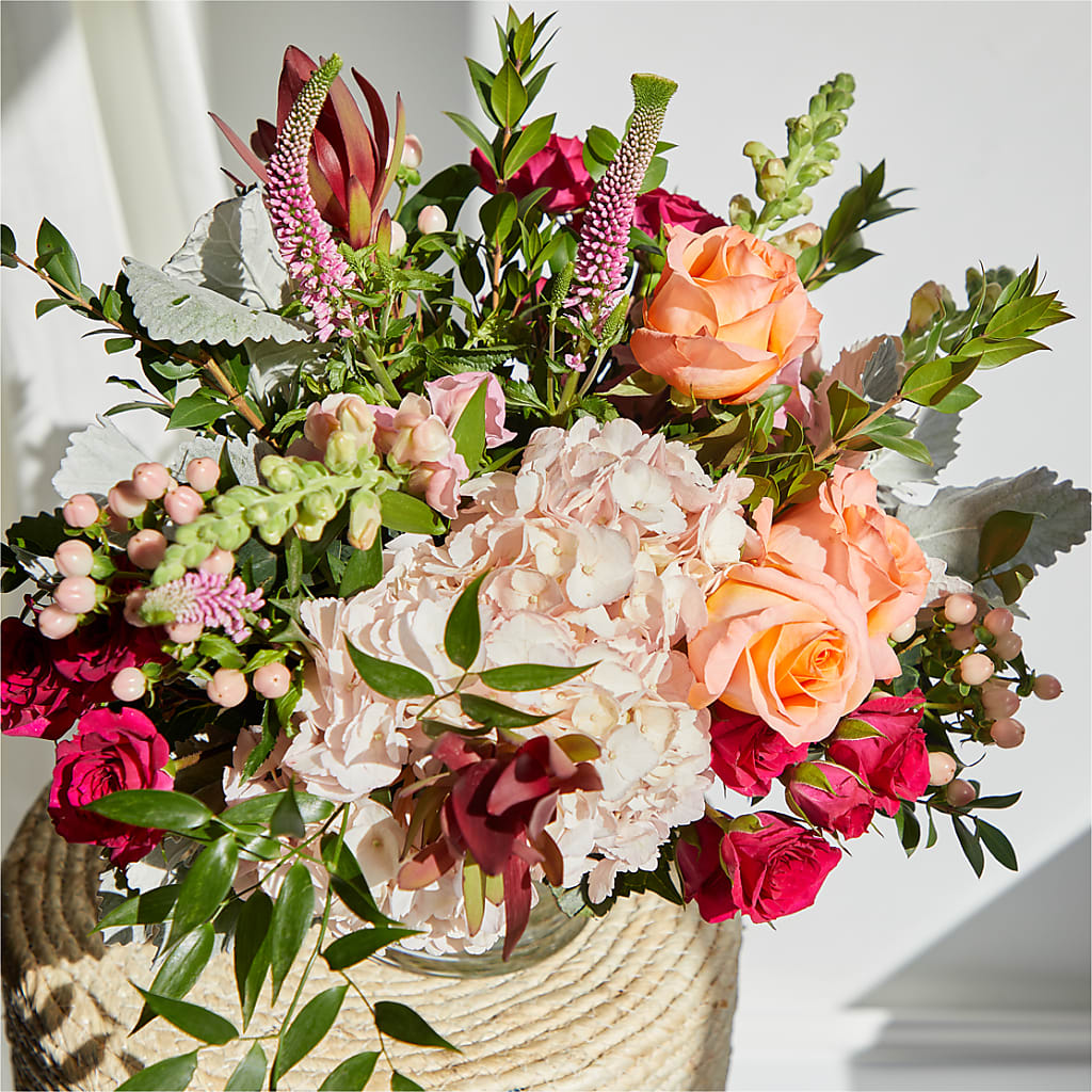Glitz & Glam Bouquet –  Vincent Fleuriste, Sainte-julie PQ