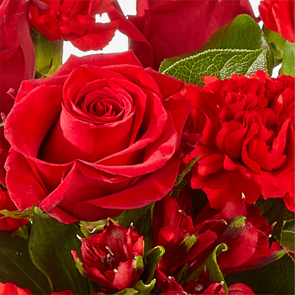 The Heartstrings Bouquet –  Vincent Fleuriste, Sainte-julie PQ